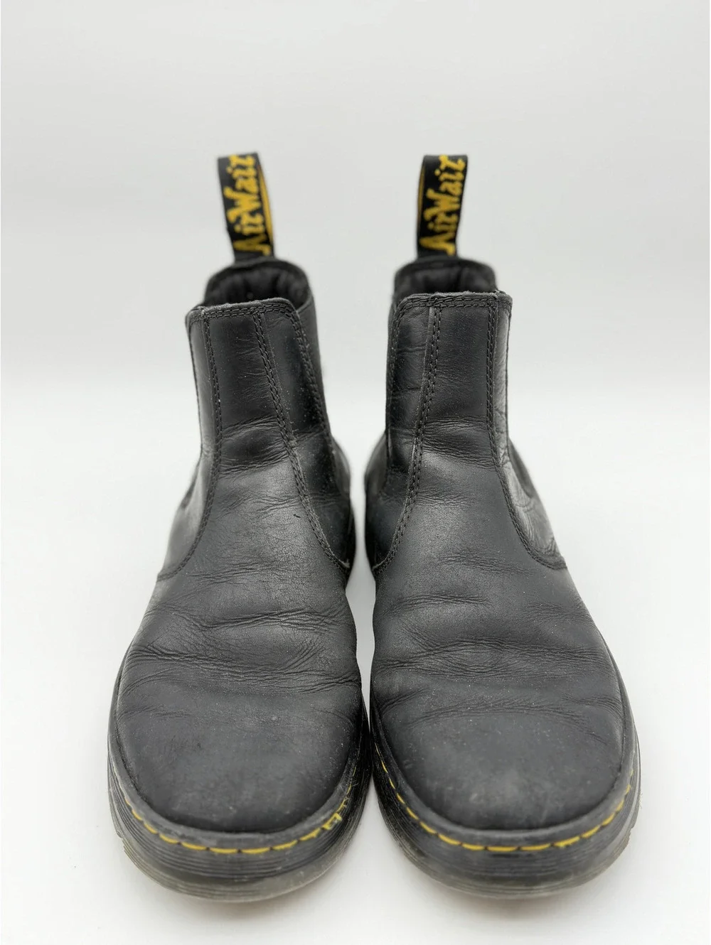 Dr. Martens Embury Chelsea Boots in Black Leather, Size 7